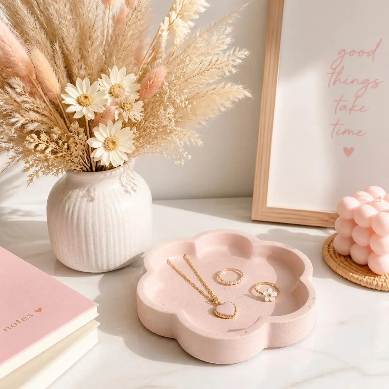 Blush tray with dried pampas grass